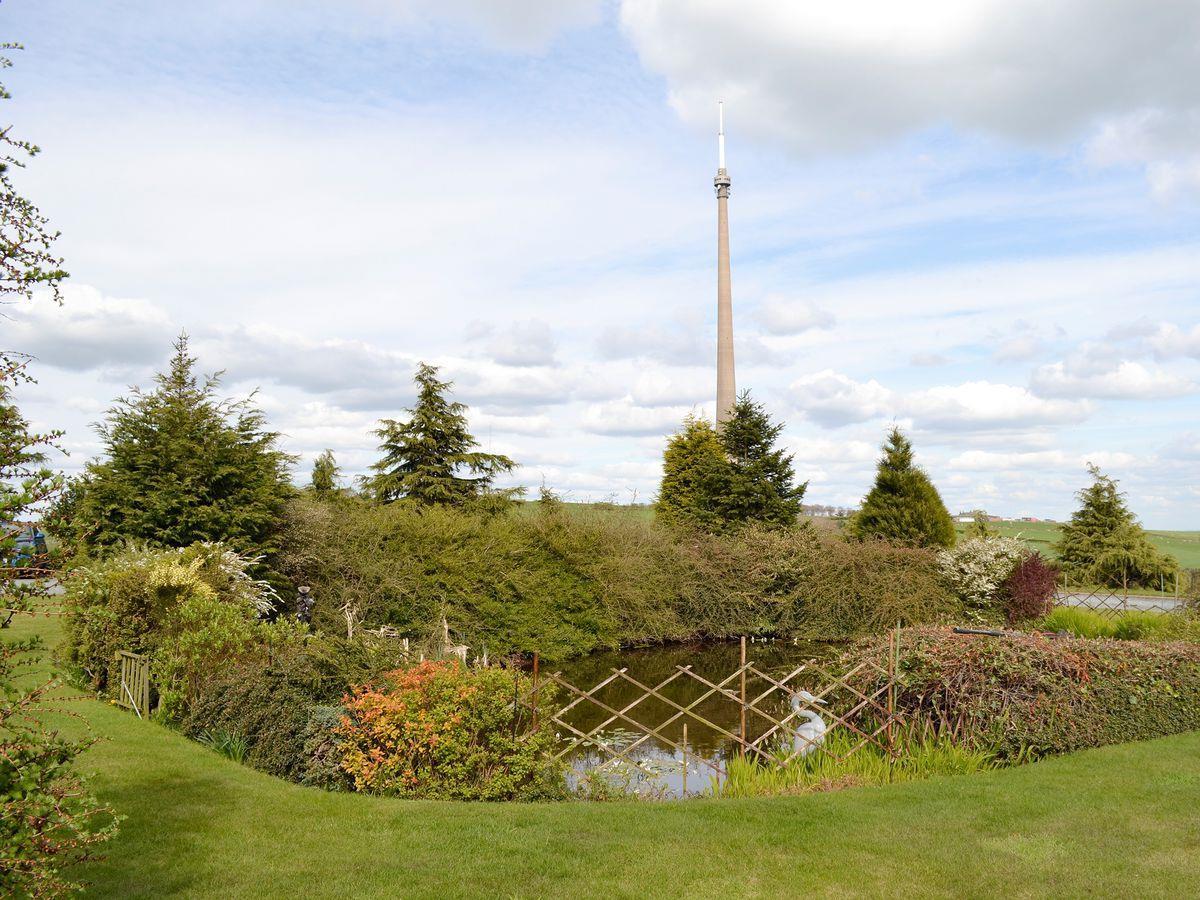 Bellhouse Croft Villa Shelley  Exterior photo